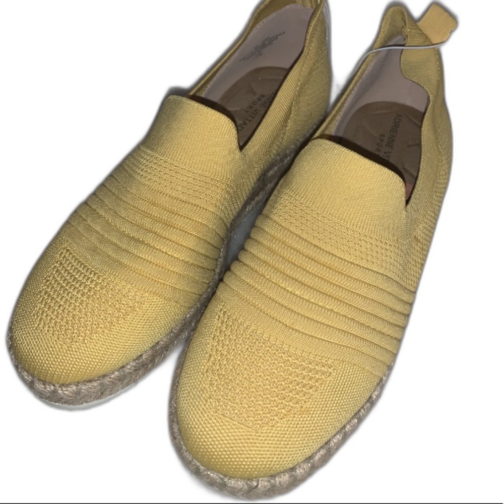 NWT Adrienne Vittadini Kyle Sport Slip On Sandal Shoe Womens Yellow Comfort